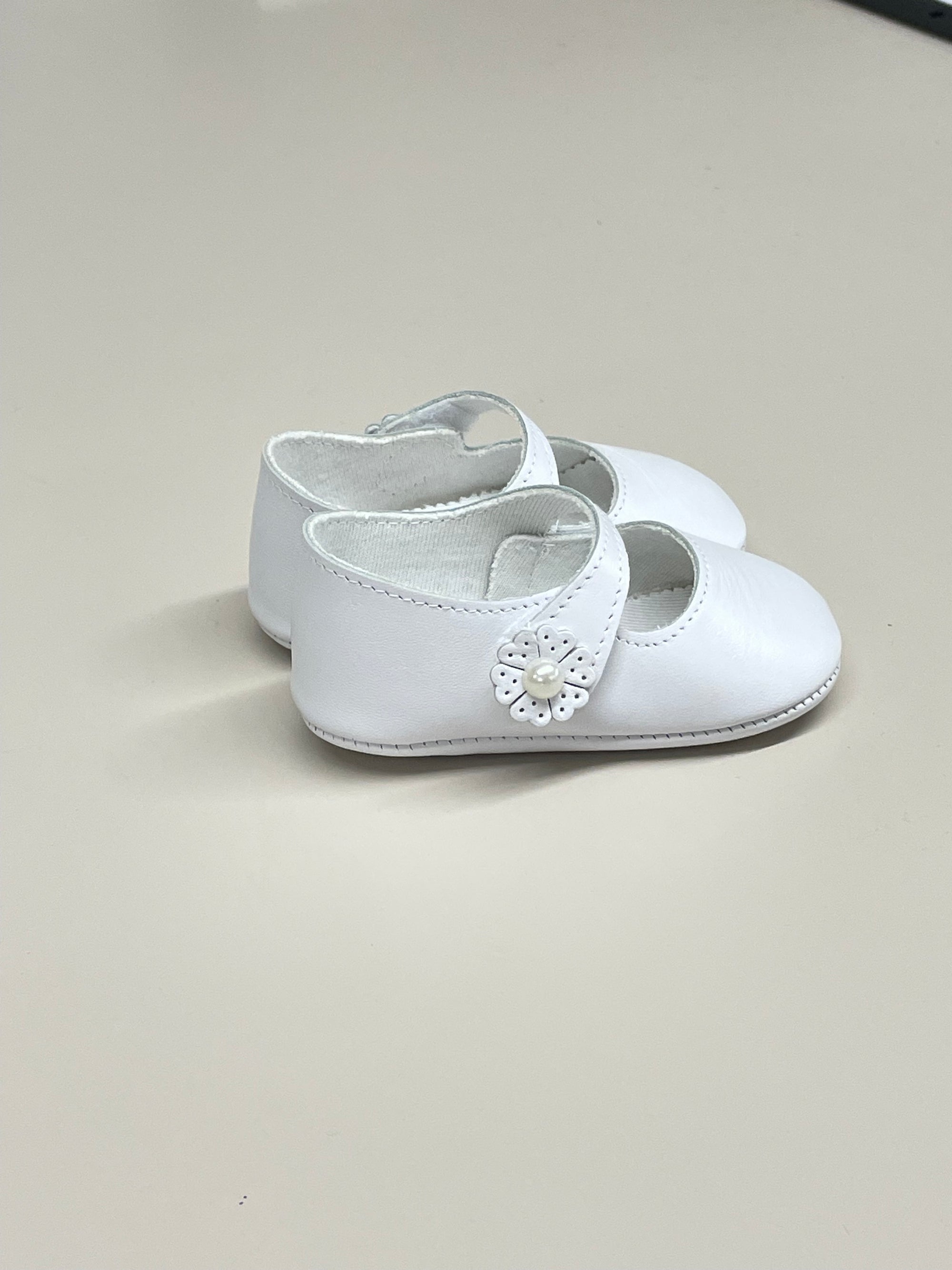 Pearls & Flowers  🌺   🎀